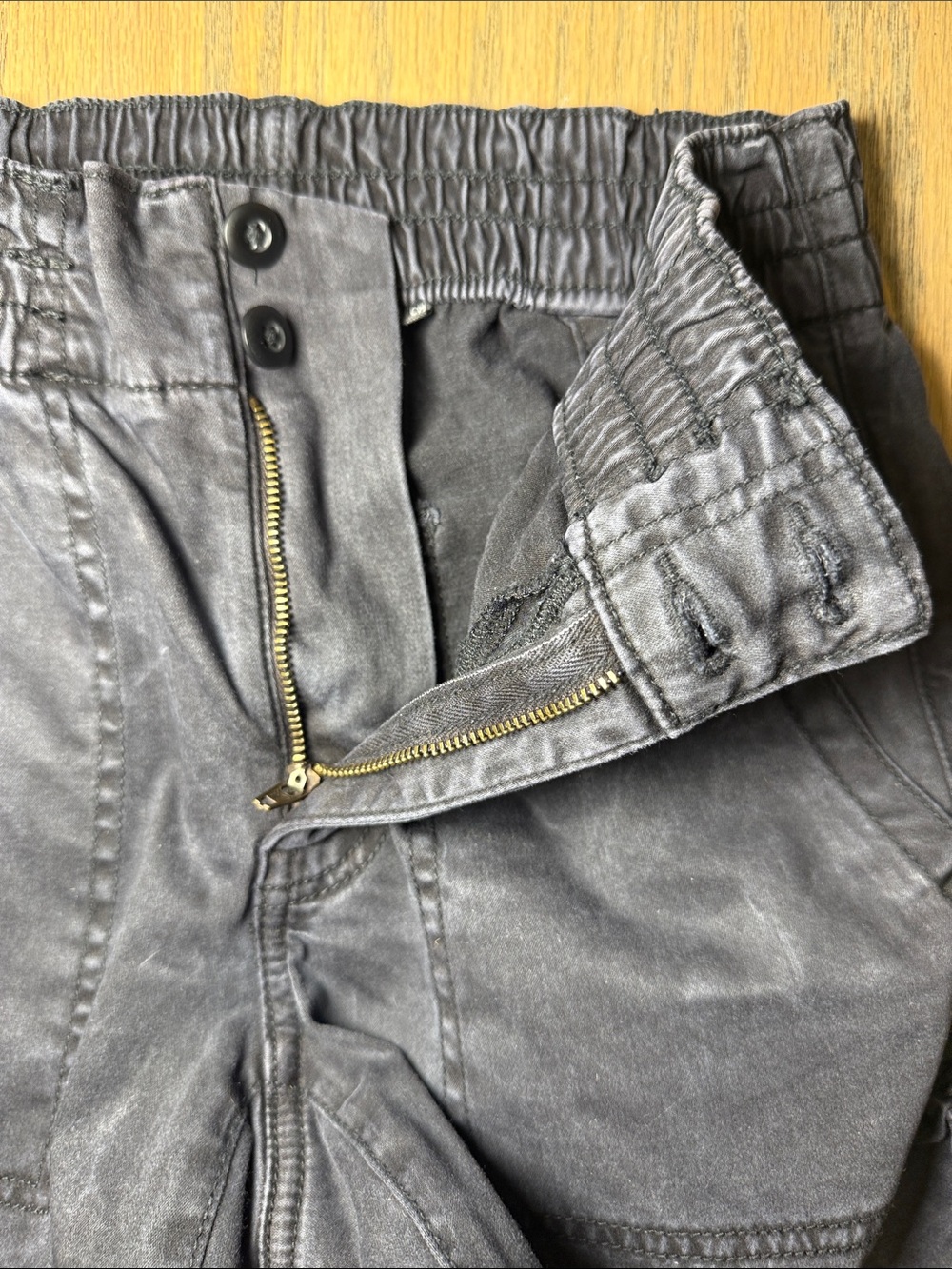 American Eagle Outfitters Black Women's Elastic-Waist Jogger Jeans Size 4 - Picture 8 of 10
